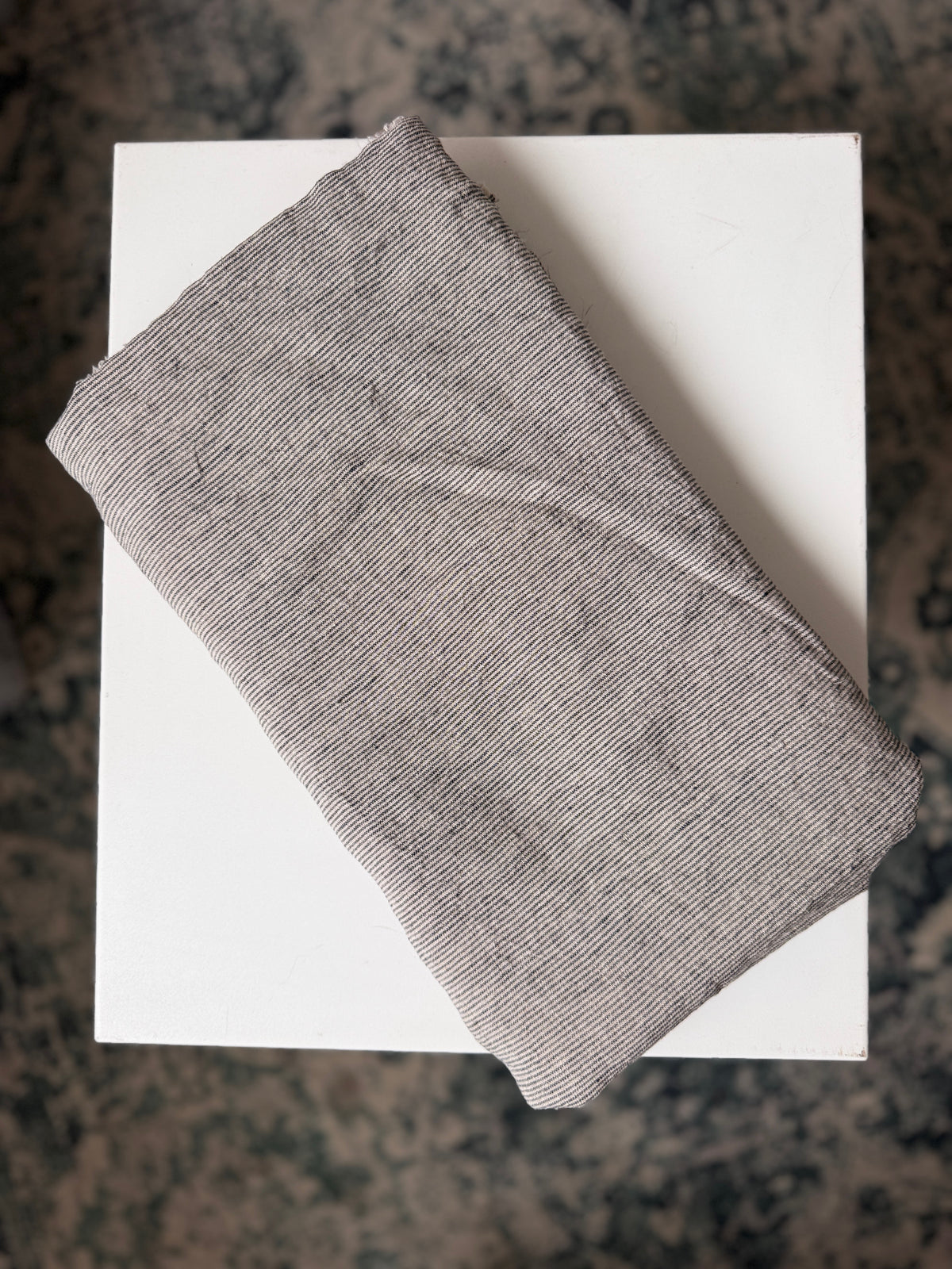 100% Linen Fabric – Factory Remnant -STRIPES, 70 x 140 cm - KAZ - zatkaná čierna niť