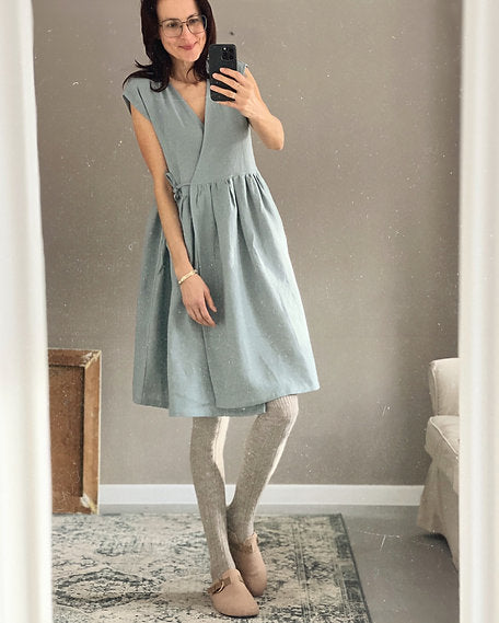 sleeveless linen wrap dress WOMEN'S Long Time No See YGroup_1514NIT Crafted from linen fabric Color:Black & Burgundy