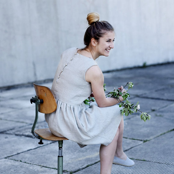 WOMEN'S LINEN DRESS SLEEVELESS
