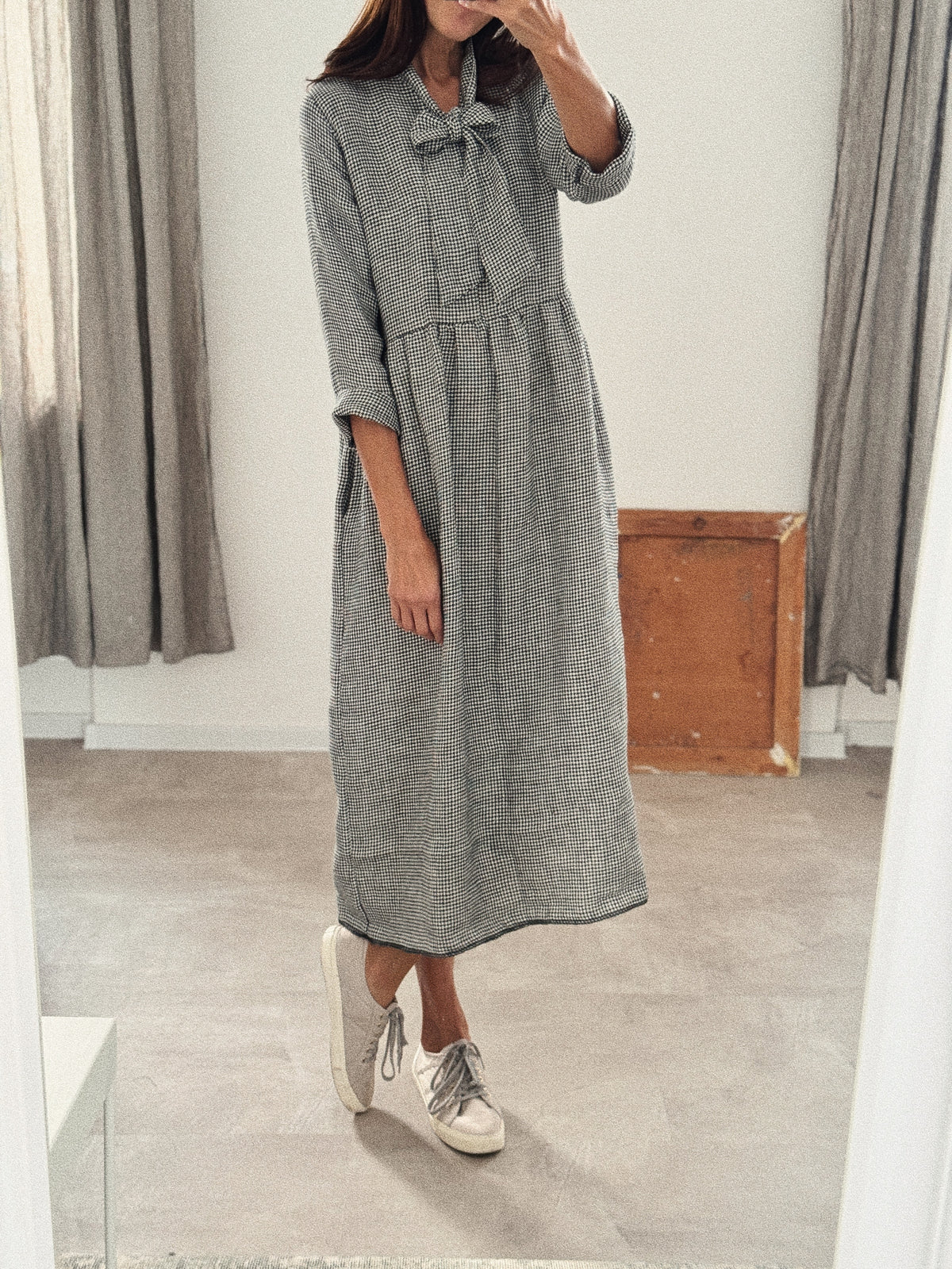 Women's dress Carol