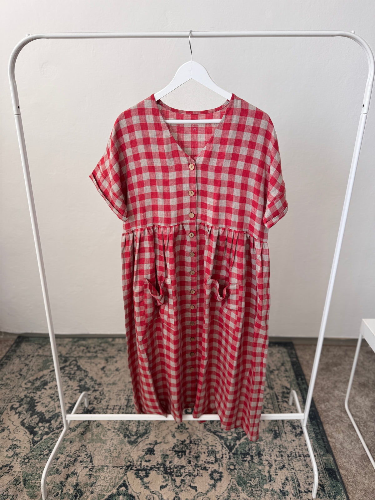 OVERSIZED V-neck dress short sleeve