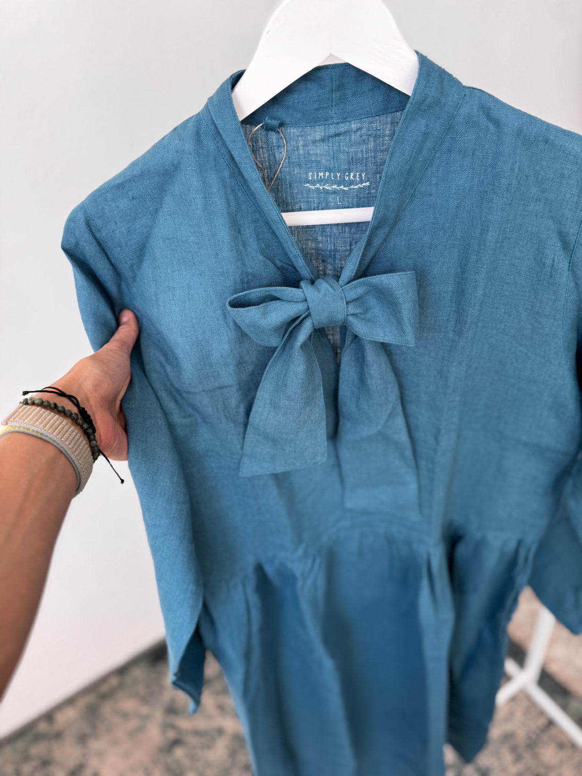 Women's dress Carol