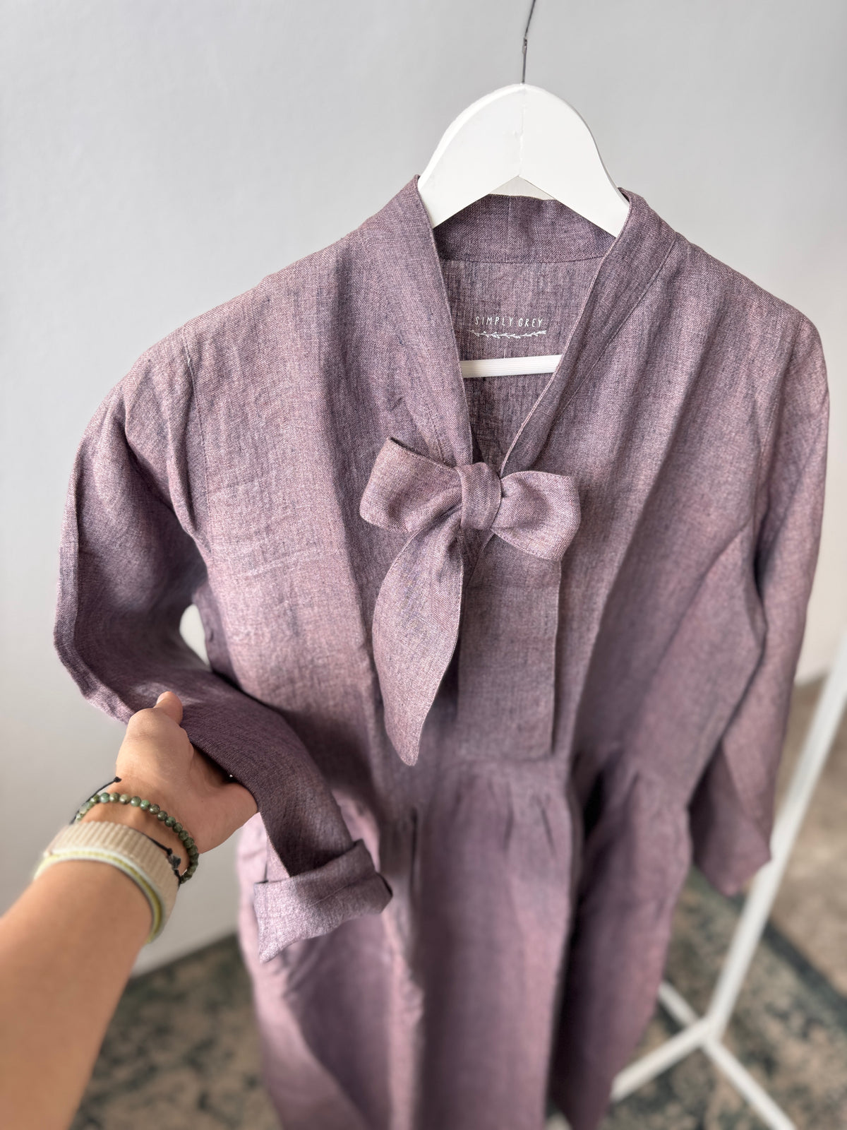 Women's dress Carol
