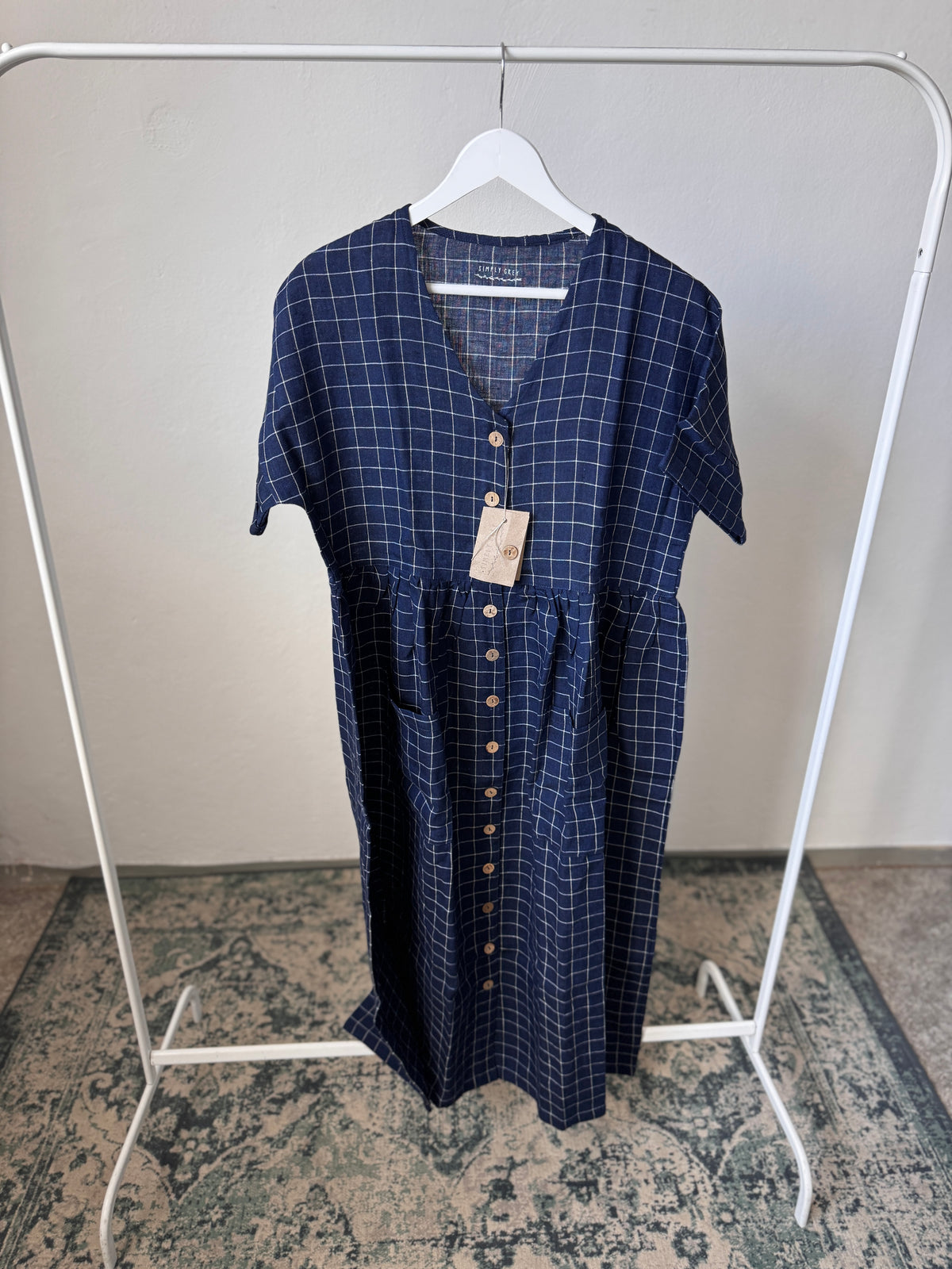 OVERSIZED V-neck dress short sleeve