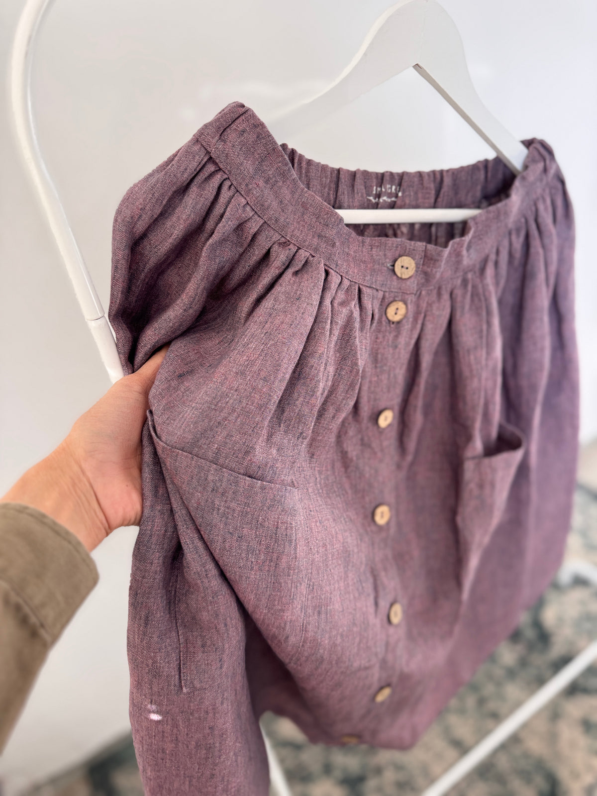 Skirt with buttons, purple melange, M
