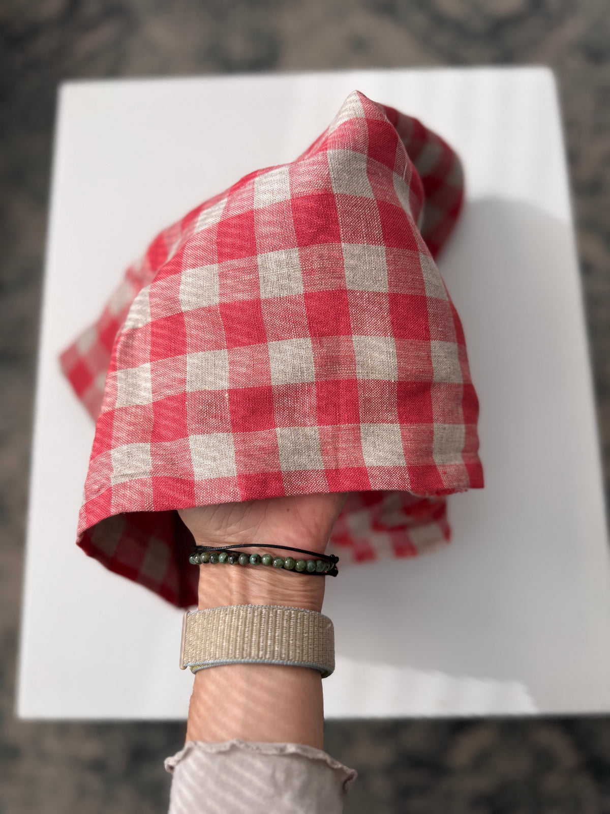 100% Natural Linen Fabric – Factory Remnant / Craft Piece - RED CHECKS 100 x 140 cm