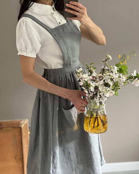Women's linen skirt with braces