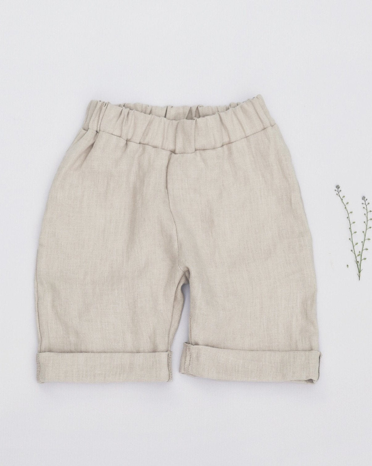 Kids linen shorts with pockets